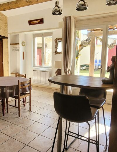 Séjour, cuisine